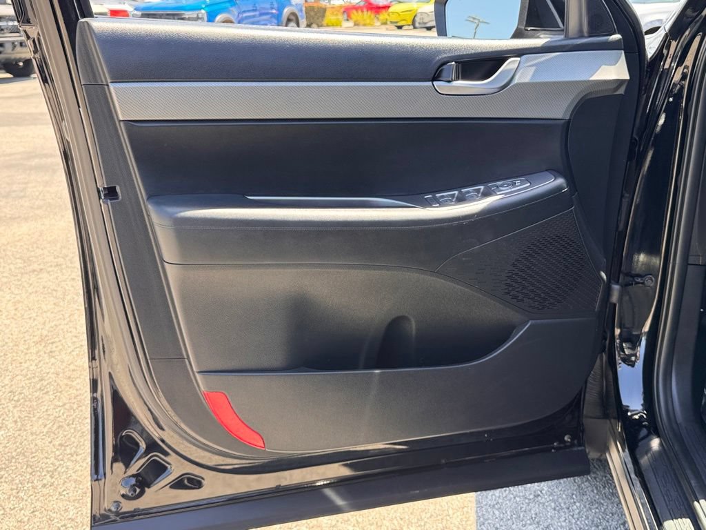 Used 2023 Hyundai Palisade SEL FWD image 16