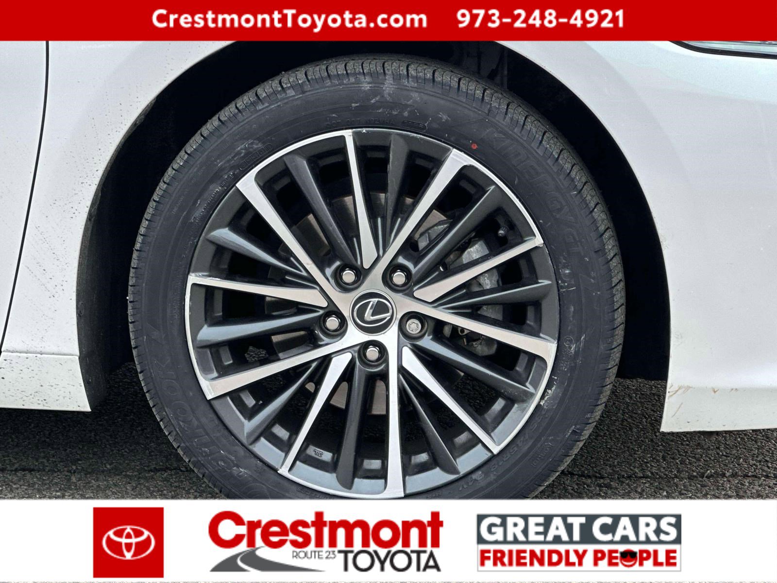 Used 2022 Lexus ES 300h w/ Premium Package image 6