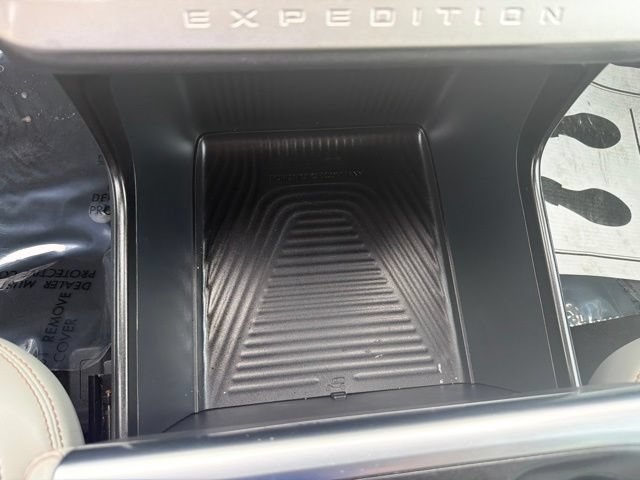 Used 2025 Ford Expedition Active AWD/4WD image 52
