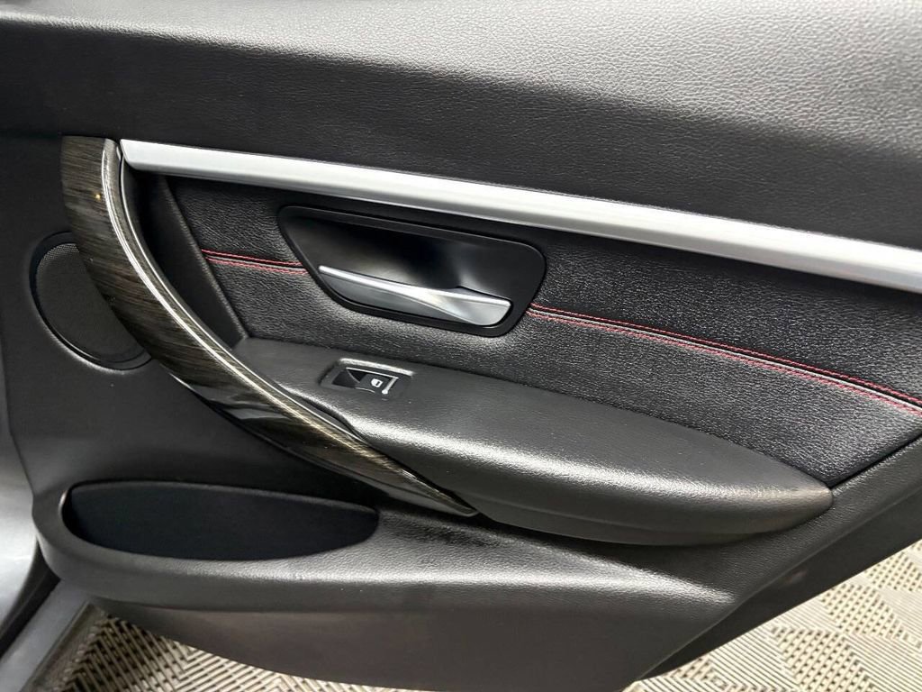 Used 2018 BMW 330i Sedan image 36