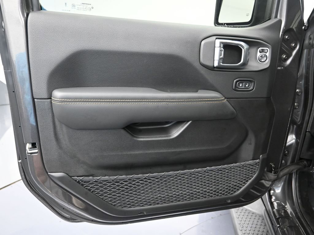 New 2025 Jeep Wrangler Sahara w/ Technology Group image 11