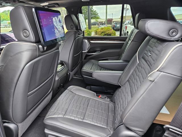 New 2026 Cadillac Escalade Platinum Sport AWD/4WD image 10