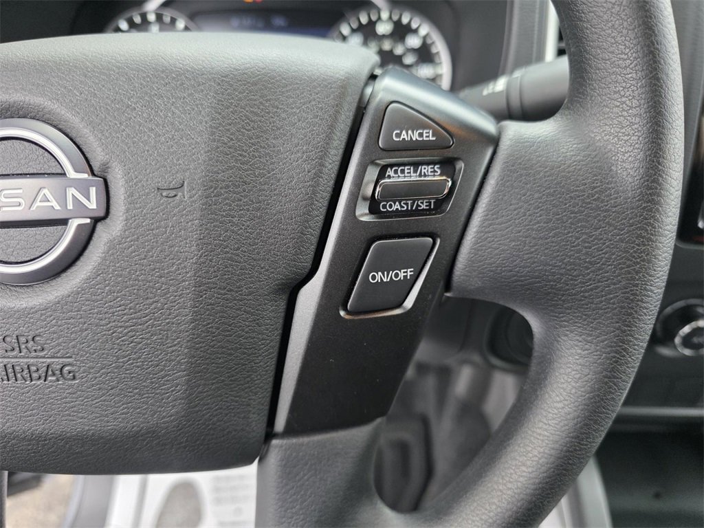 Used 2024 Nissan Frontier SV image 18