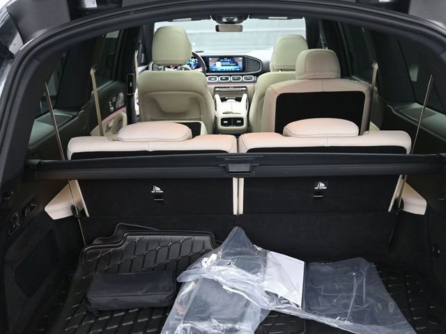 Used 2025 Mercedes-Benz GLS 450 4MATIC image 24