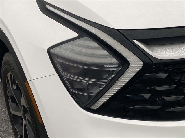 Used 2024 Kia Sportage EX image 5