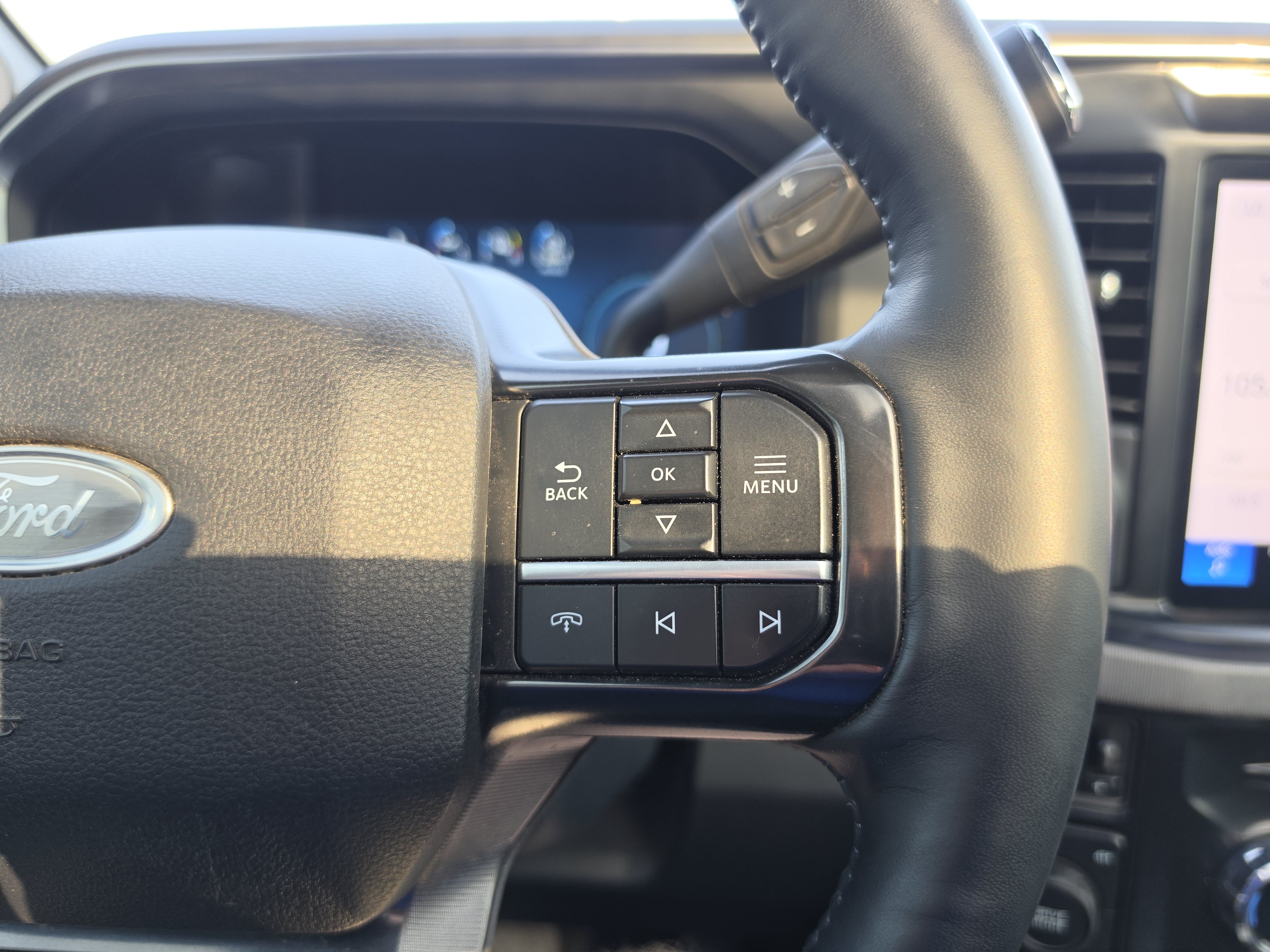 Used 2026 Ford F350 Platinum AWD/4WD image 24