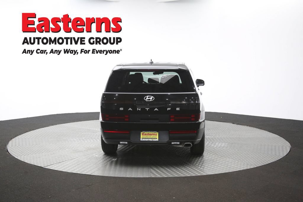 Used 2025 Hyundai Santa Fe SE FWD image 35