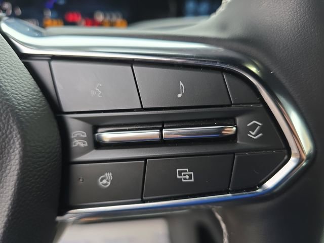 New 2025 Chevrolet Silverado EV LT image 18