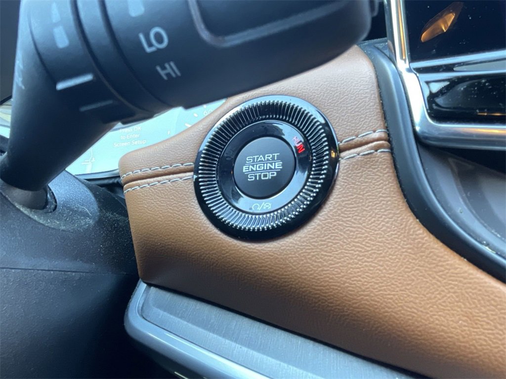 Used 2024 Jeep Compass Limited image 27