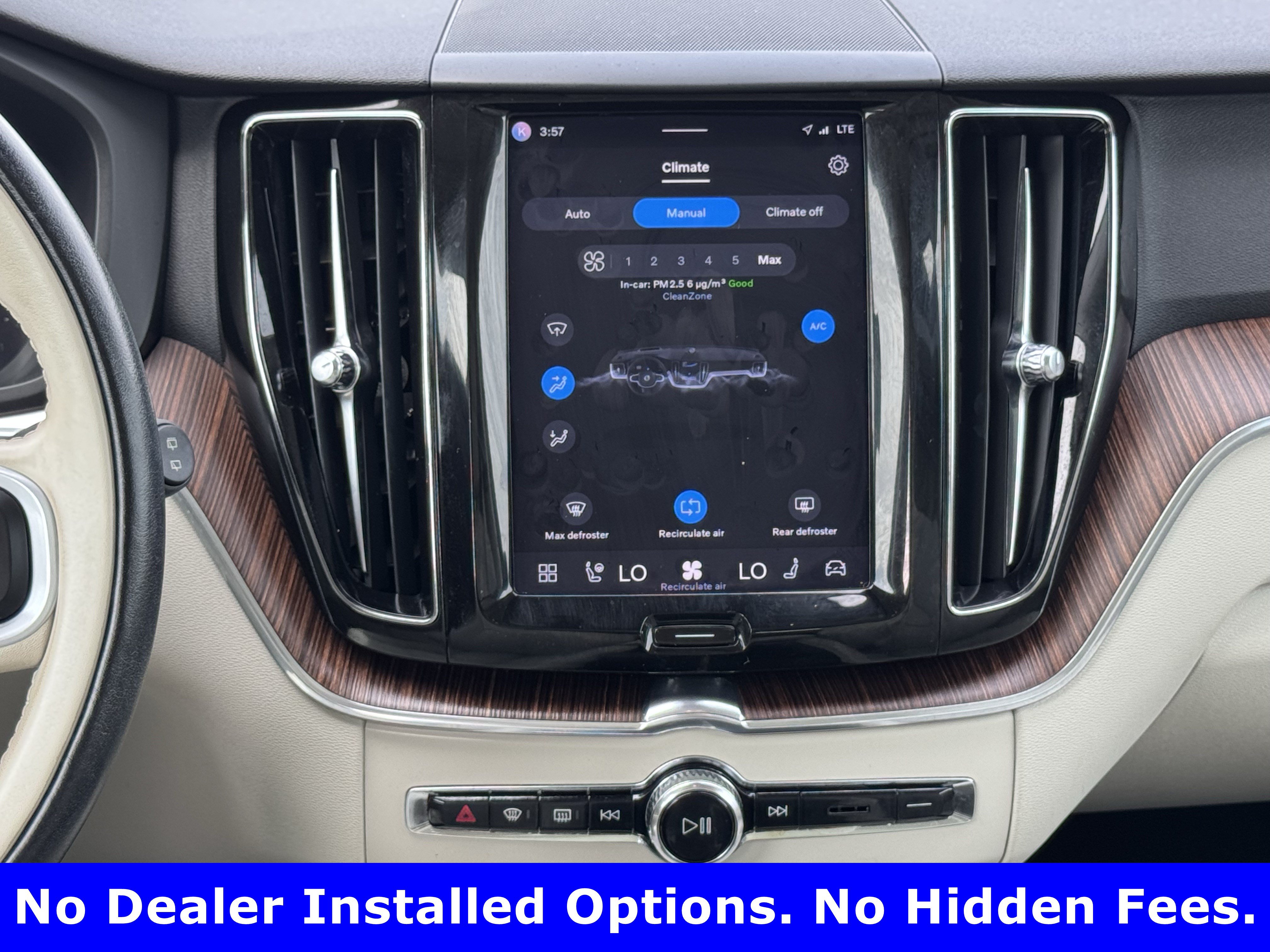 Used 2022 Volvo XC60 B5 Momentum w/ Advanced Package AWD/4WD image 16