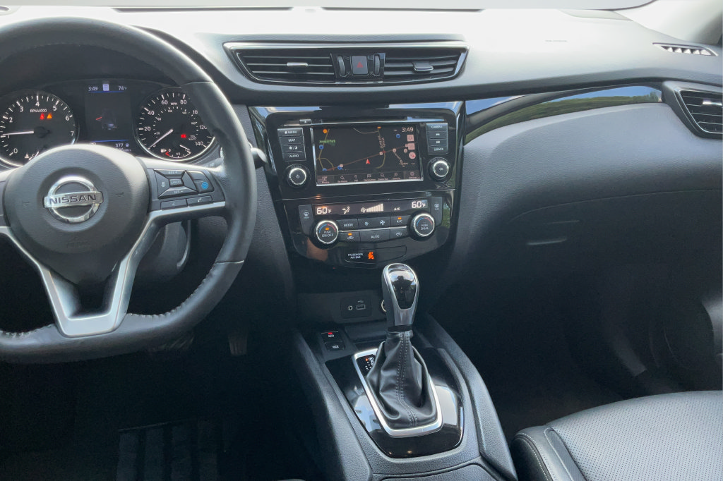 Used 2022 Nissan Rogue Sport SL AWD/4WD image 15