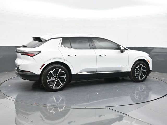 New 2025 Chevrolet Equinox EV LT image 16