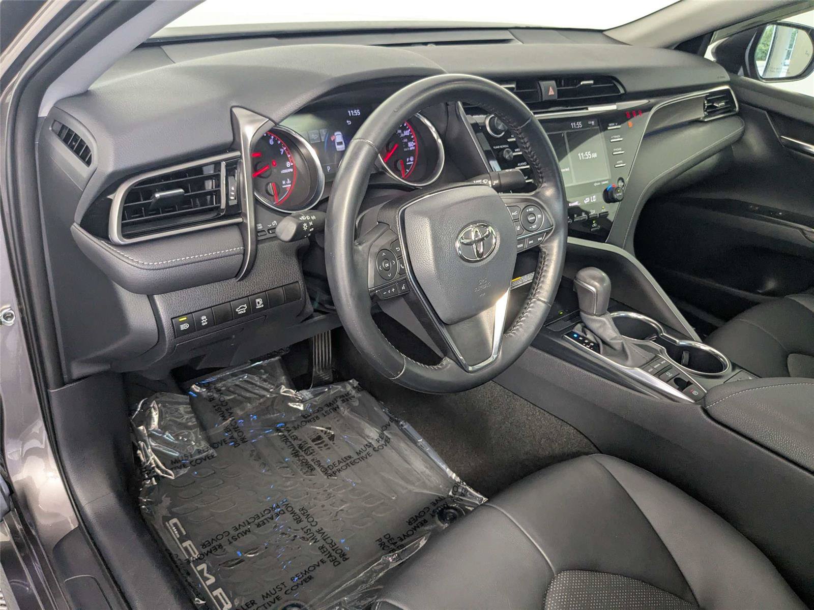 Certified 2020 Toyota Camry XSE FWD image 13