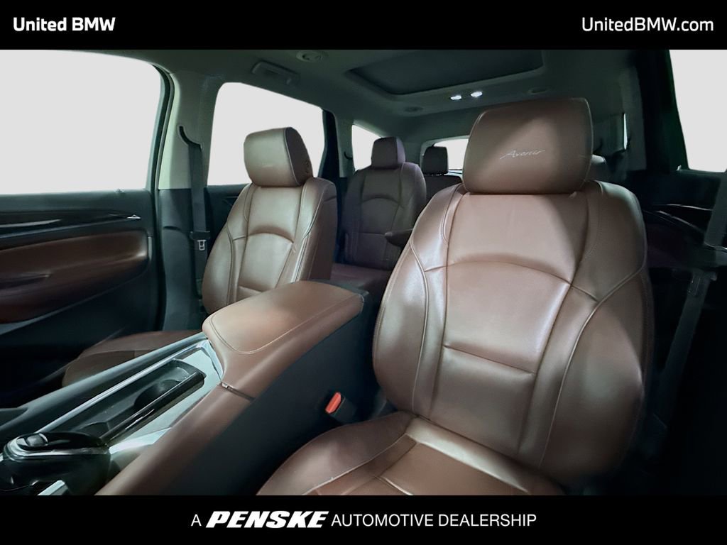 Used 2020 Buick Enclave Avenir w/ Avenir Technology Package AWD/4WD image 5