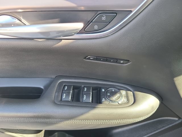 Used 2023 Cadillac XT6 Luxury FWD image 25