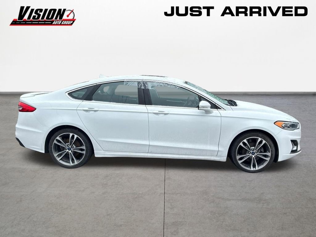 Used 2020 Ford Fusion Titanium image 4