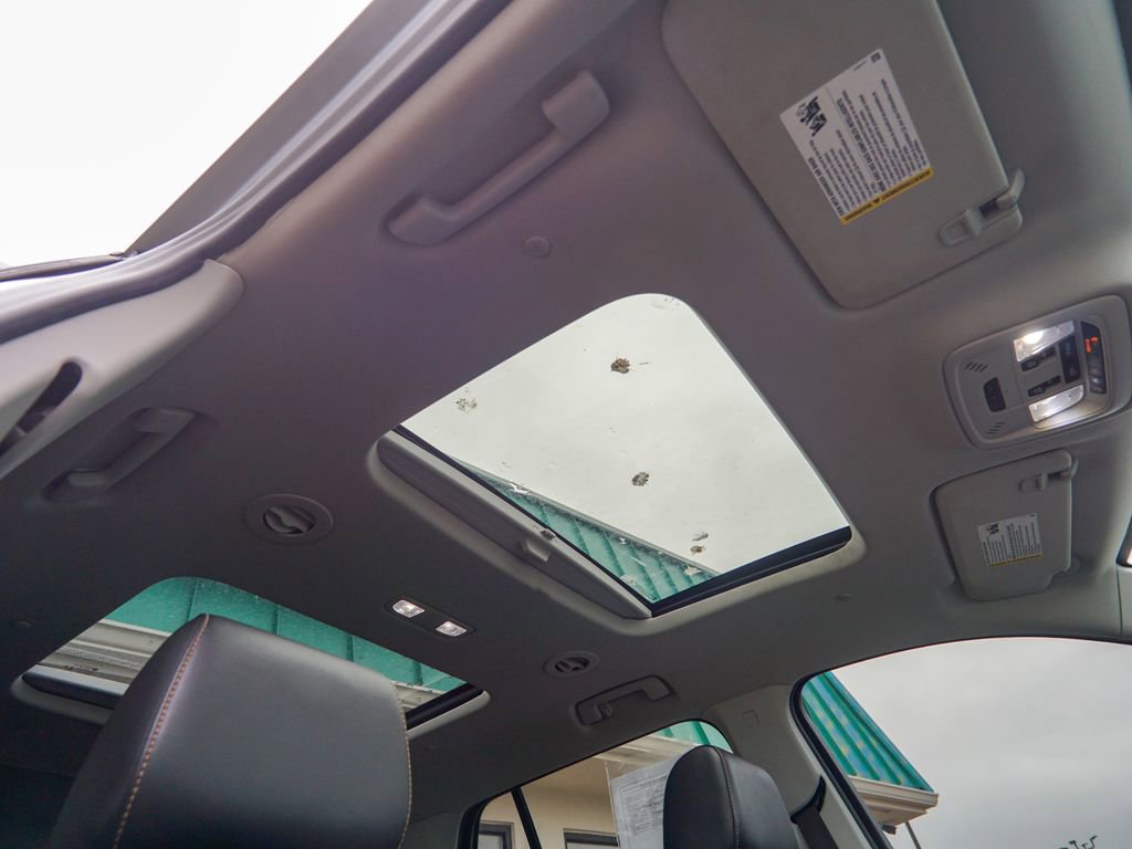 Used 2021 Chevrolet Traverse RS AWD/4WD image 33