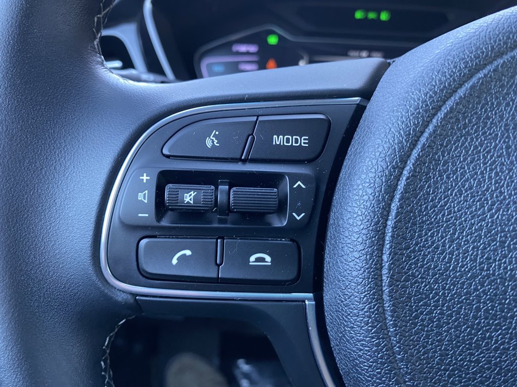 Used 2022 Kia Niro Touring Special Edition FWD image 30