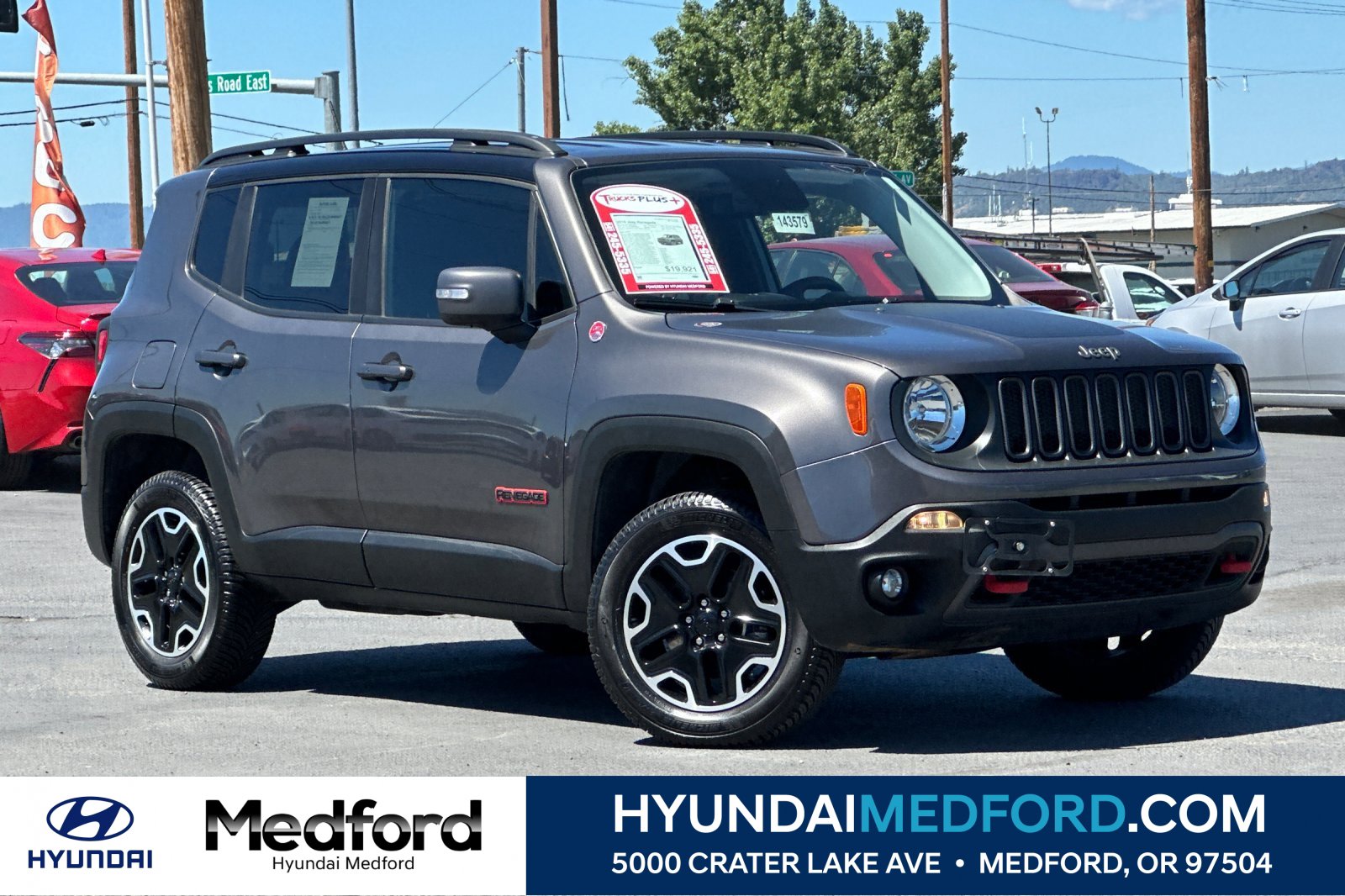 Used 2016 Jeep Renegade Trailhawk AWD/4WD image 1