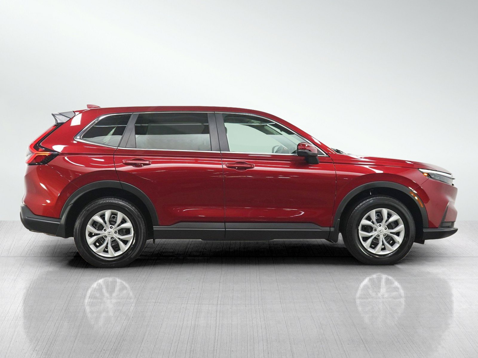 Used 2025 Honda CR-V LX image 6