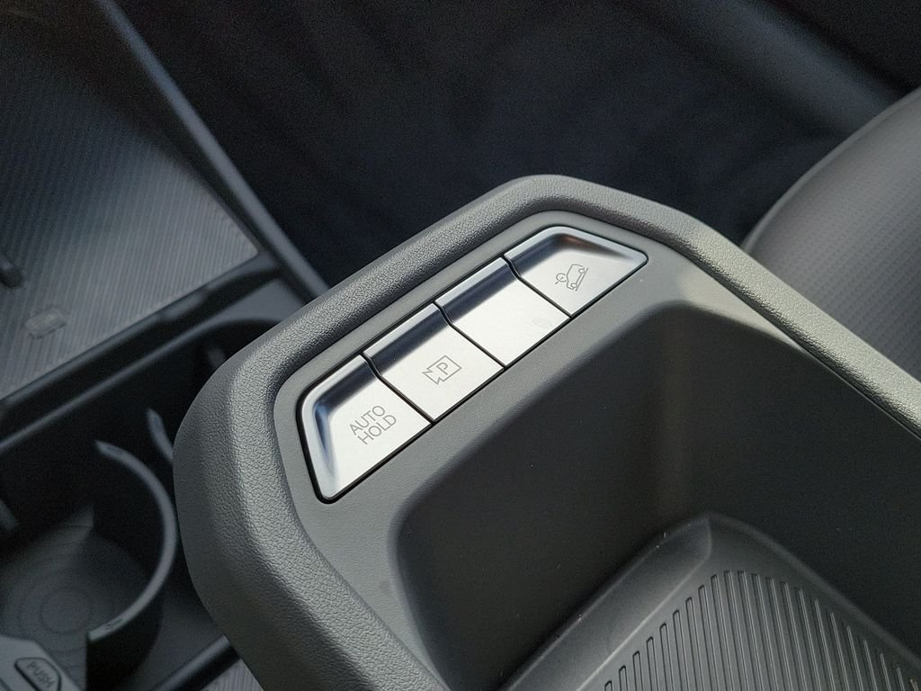 New 2027 Kia EV3 Wind FWD image 34