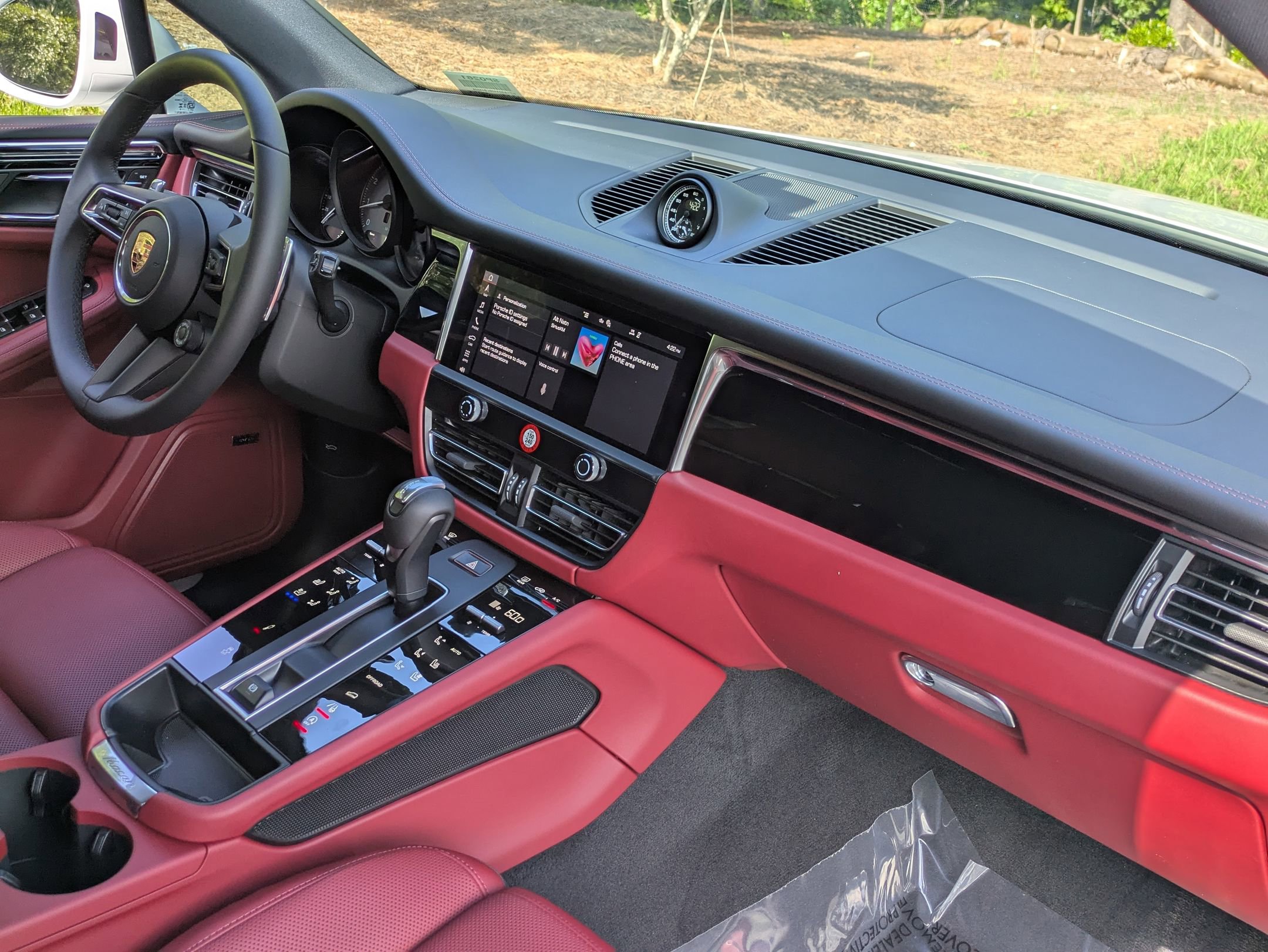 New 2025 Porsche Macan S AWD/4WD image 27