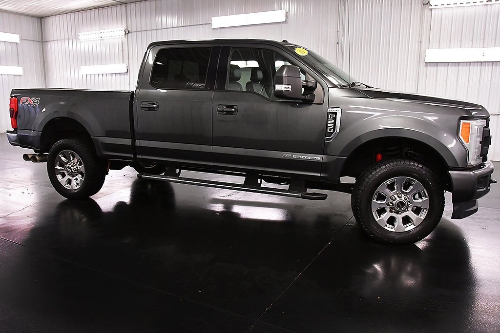 Used 2017 Ford F250 Lariat w/ Lariat Ultimate Package image 8