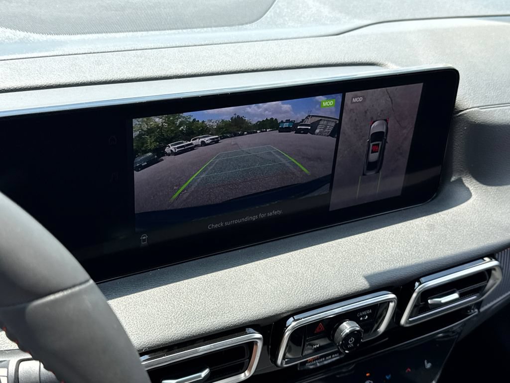 New 2026 Nissan Sentra SR w/ SR Premium Package FWD image 12