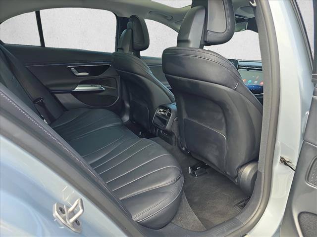 Used 2025 Mercedes-Benz E 450 4MATIC Sedan image 11