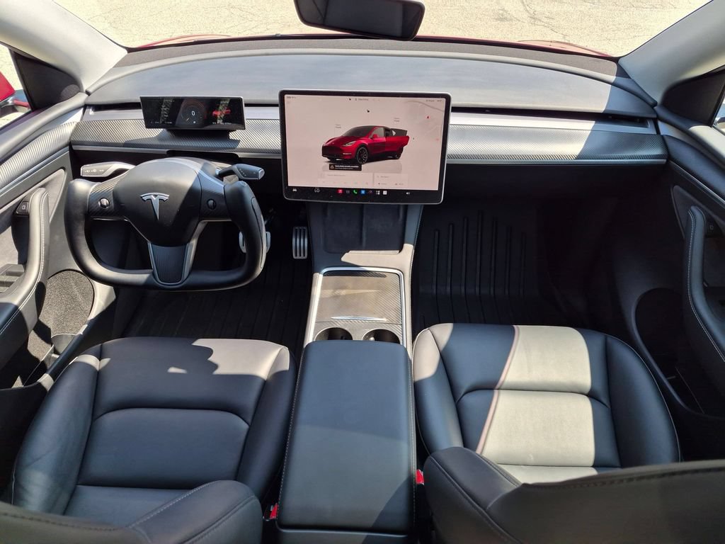 Used 2024 Tesla Model Y Performance AWD/4WD image 24