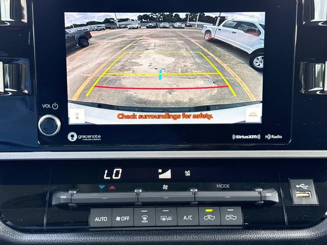 Used 2024 Toyota Tundra SR5 w/ SR5 Convenience Package AWD/4WD image 31