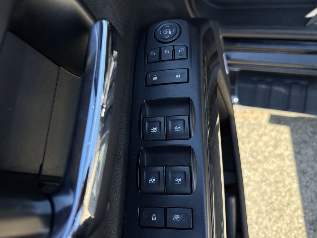 Used 2015 GMC Sierra 2500 Denali w/ Duramax Plus Package image 13