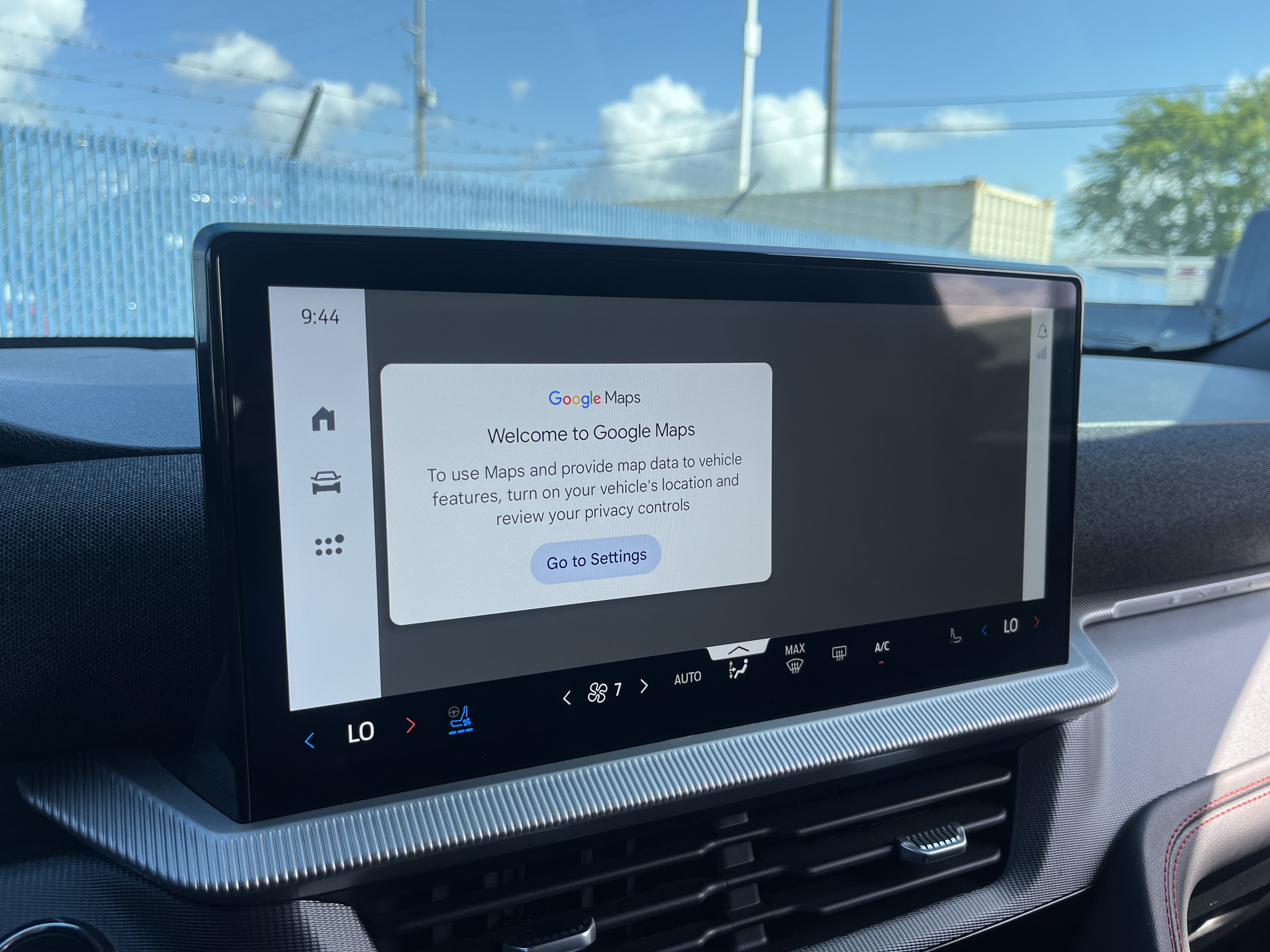 Used 2025 Ford Explorer ST AWD/4WD image 27