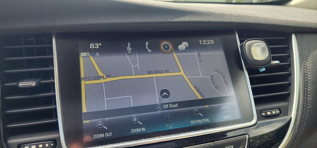 Used 2017 Buick Encore Essence w/ Experience Buick Package FWD image 28