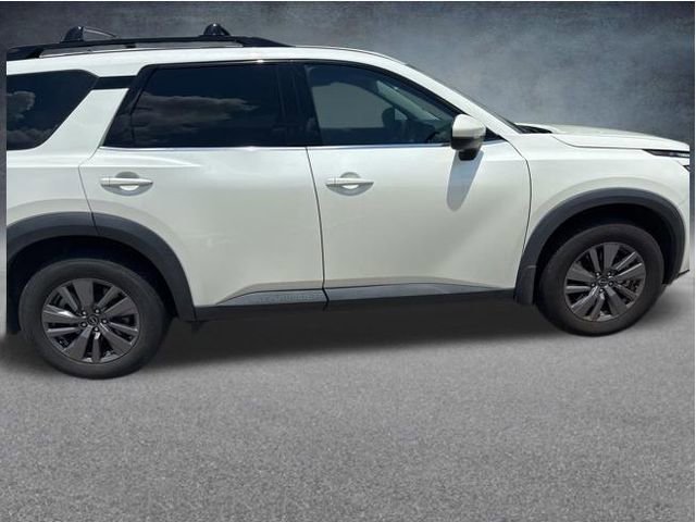 Used 2023 Nissan Pathfinder SV w/ SV Premium Package FWD image 10