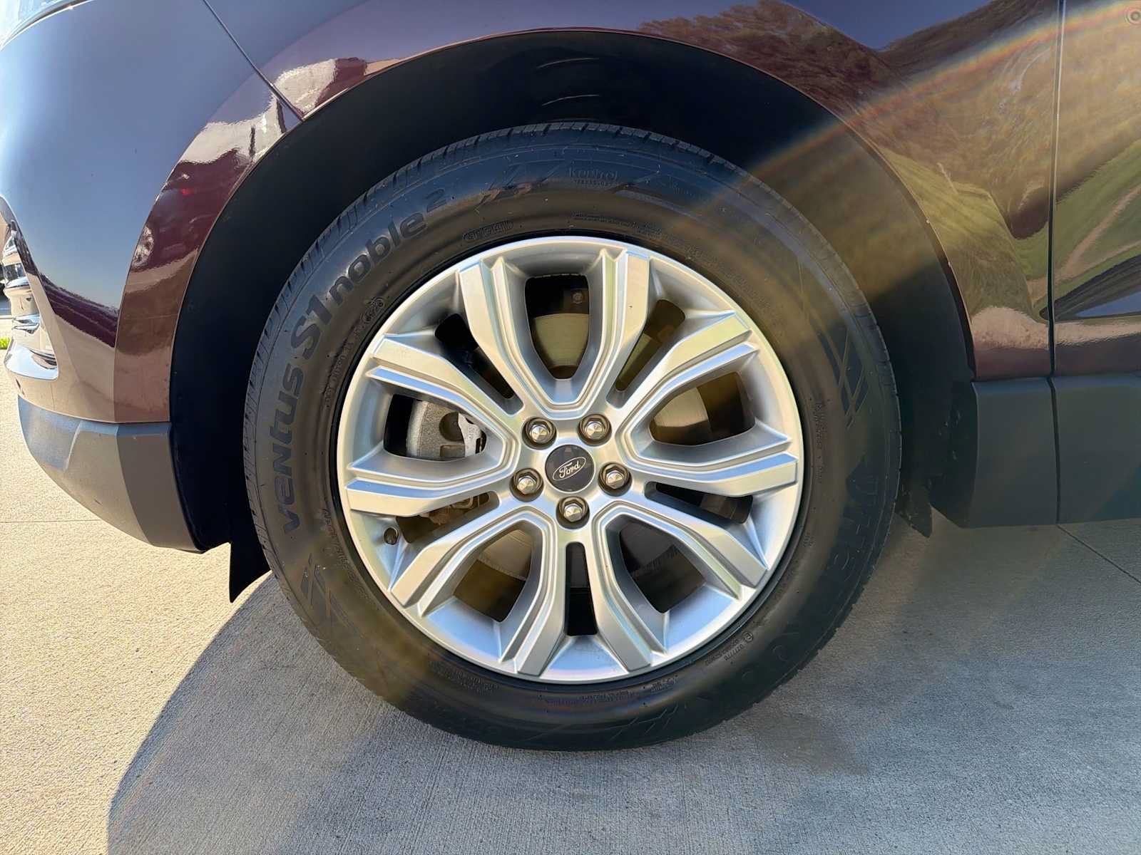Used 2020 Ford Edge Titanium AWD/4WD image 10