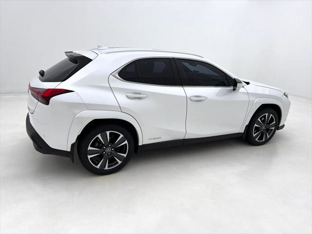 Certified 2022 Lexus UX 250h w/ Premium Package image 10
