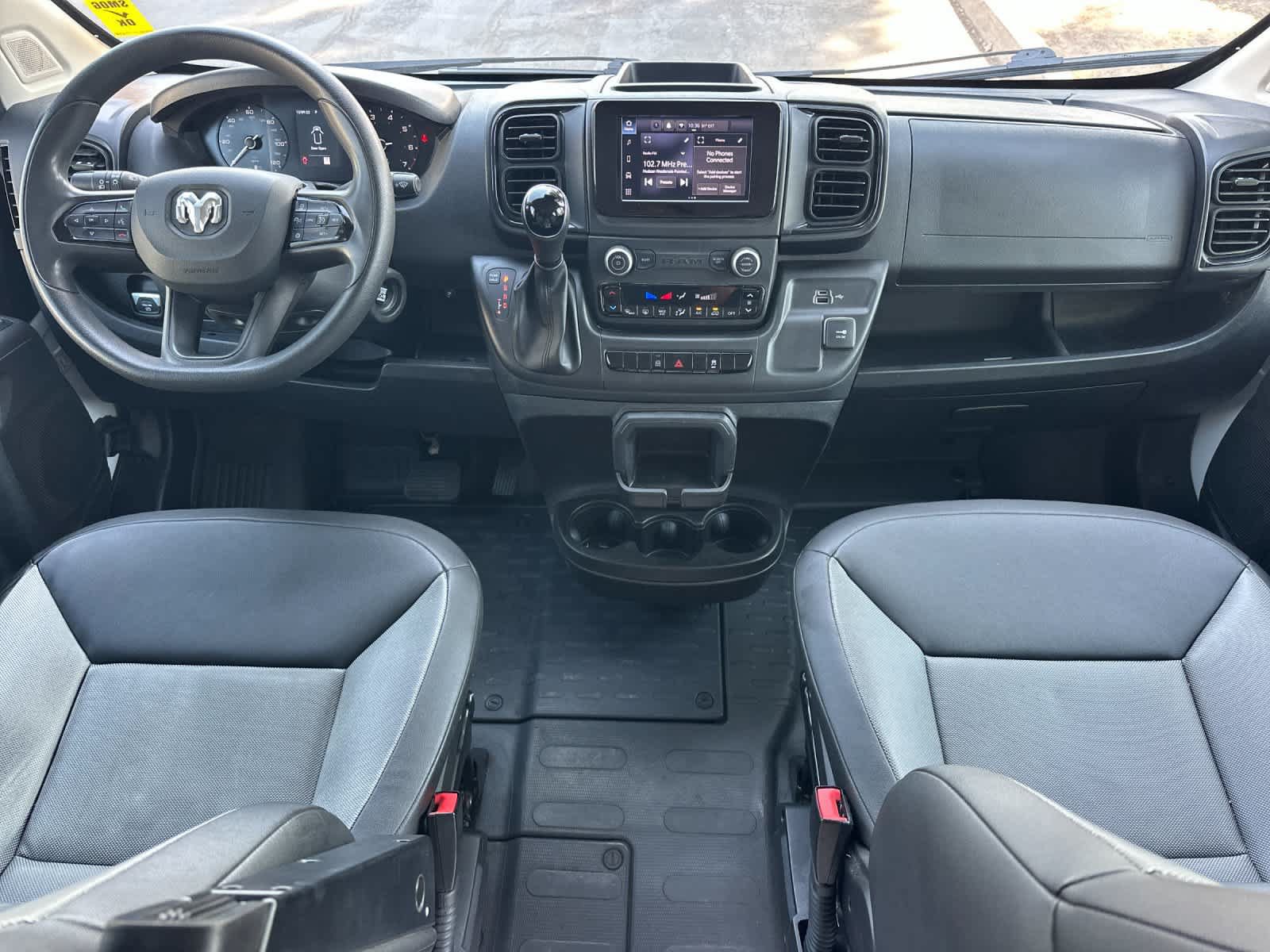 Used 2025 RAM ProMaster 2500 w/ Convenience Group FWD image 4