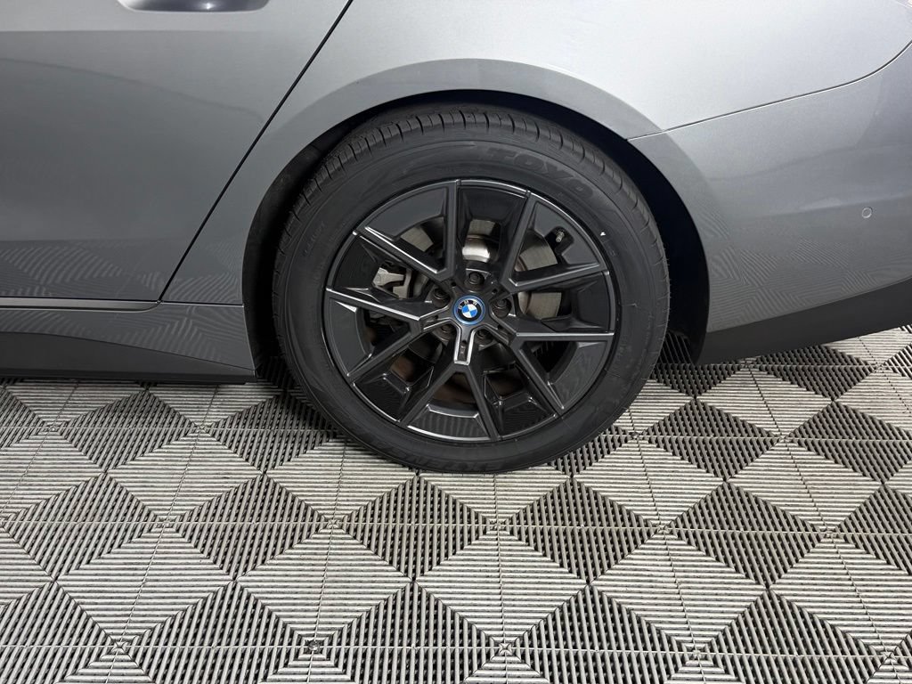 Used 2023 BMW i4 eDrive35 w/ Parking Assistance Package RWD image 11