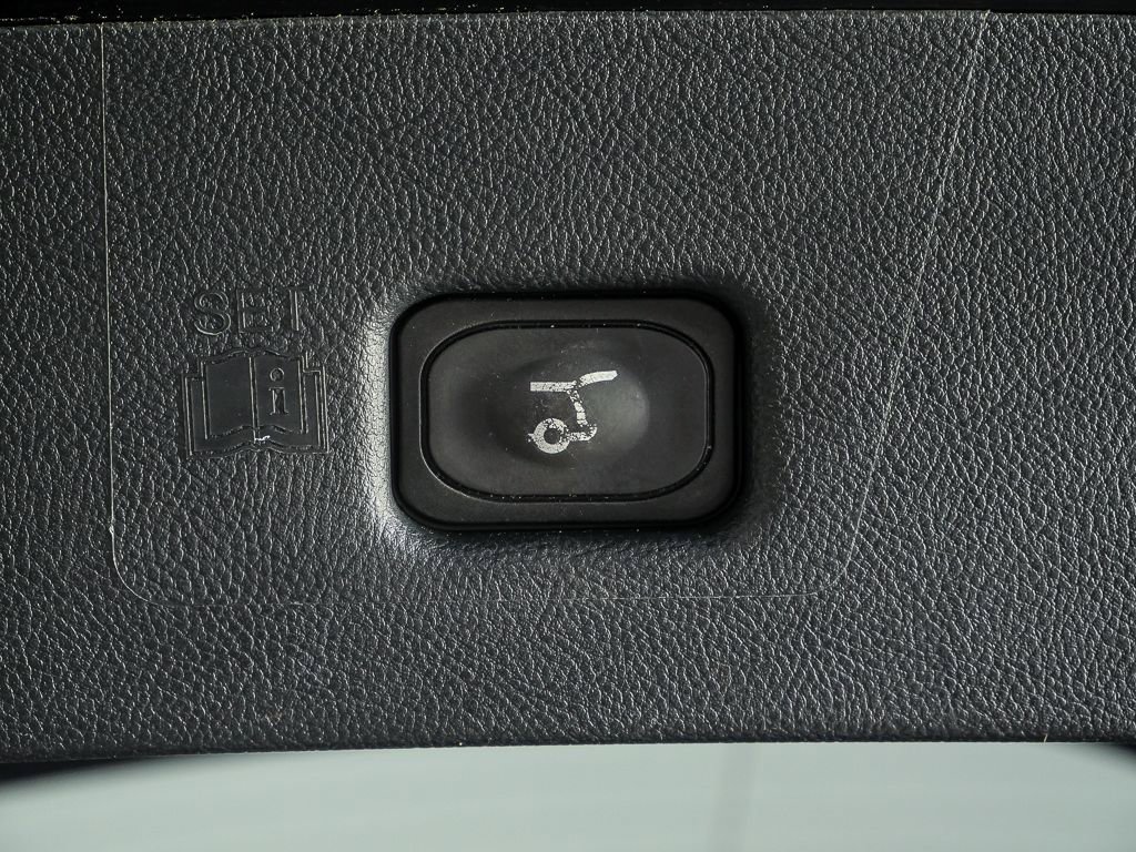 Used 2021 Lincoln Nautilus Reserve image 31