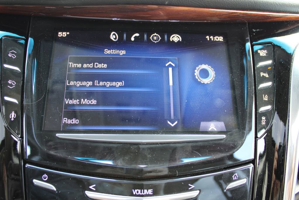 Used 2015 Cadillac Escalade Luxury AWD/4WD image 36