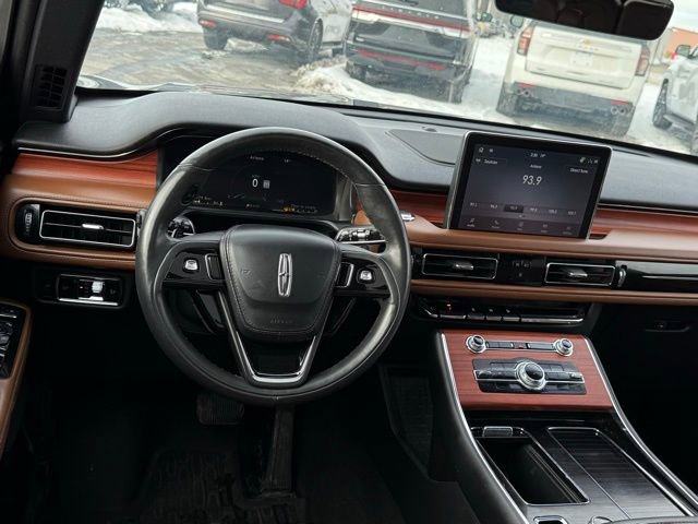 Used 2023 Lincoln Aviator Reserve w/ Jet Package image 7