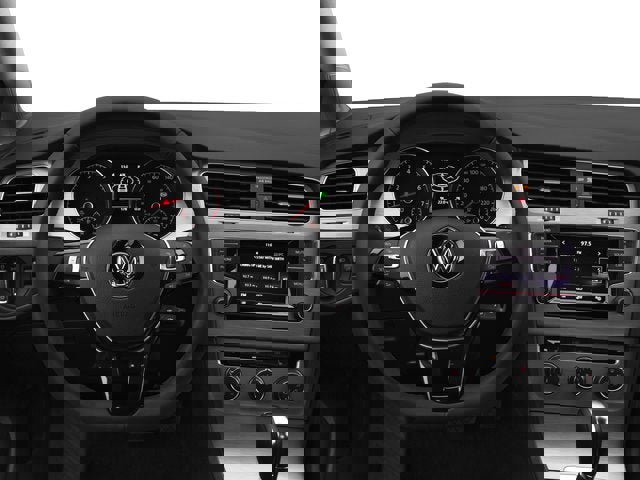 Used 2016 Volkswagen Golf SE w/ Lighting Package image 7