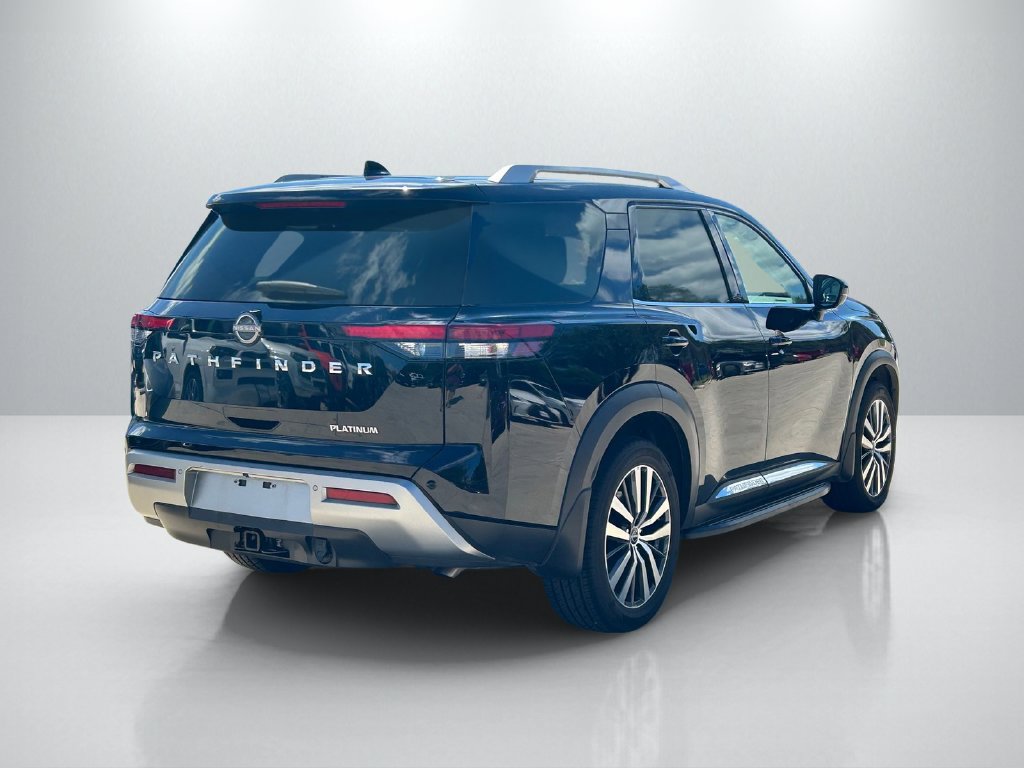 Used 2022 Nissan Pathfinder Platinum w/ Cargo Package FWD image 5