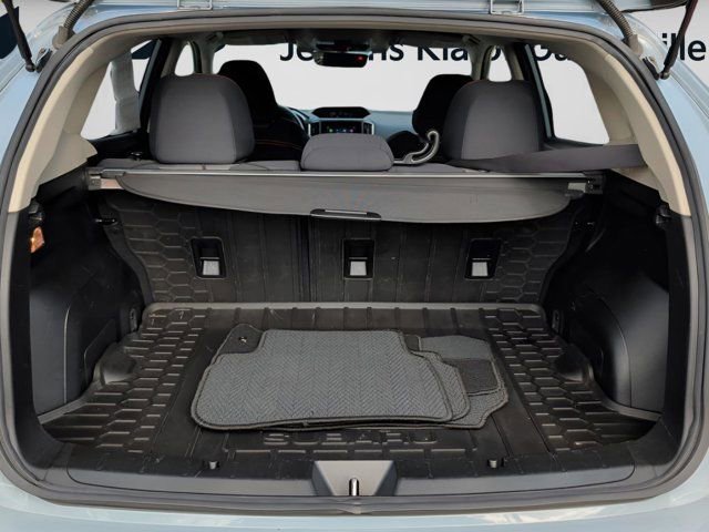 Used 2023 Subaru Crosstrek 2.0i Premium image 13