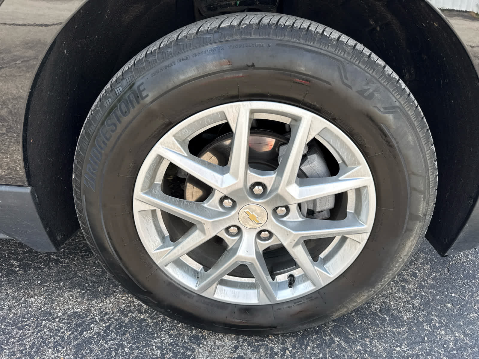 Used 2023 Chevrolet Equinox LT AWD/4WD image 9