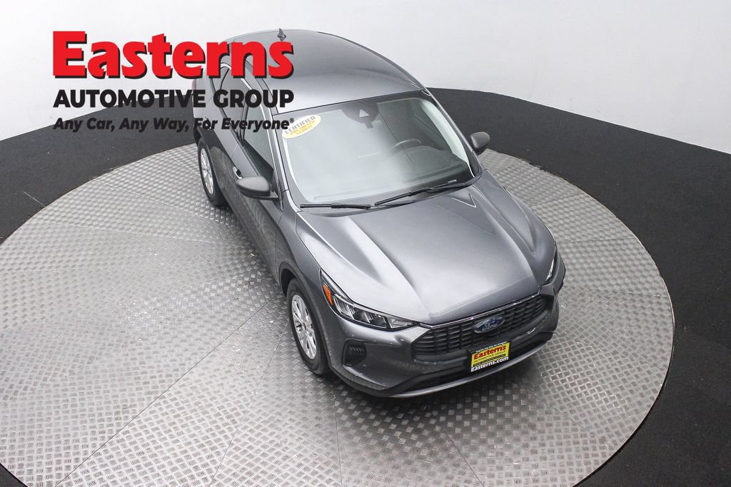 Used 2024 Ford Escape Active FWD image 3
