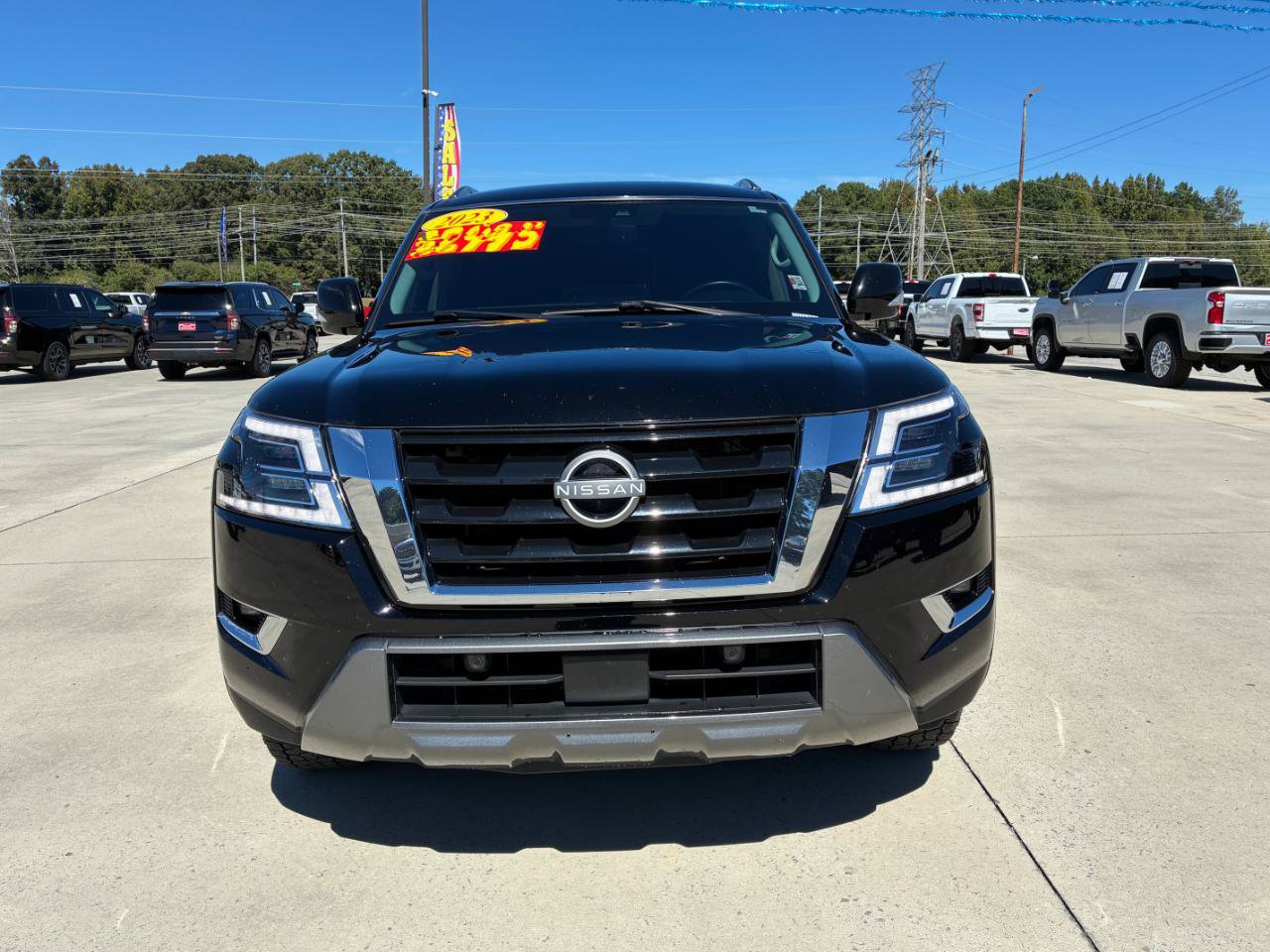 Used 2023 Nissan Armada SV AWD/4WD image 3