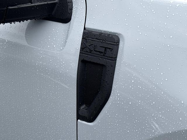 New 2025 Ford Maverick XLT w/ Black Appearance Package image 10