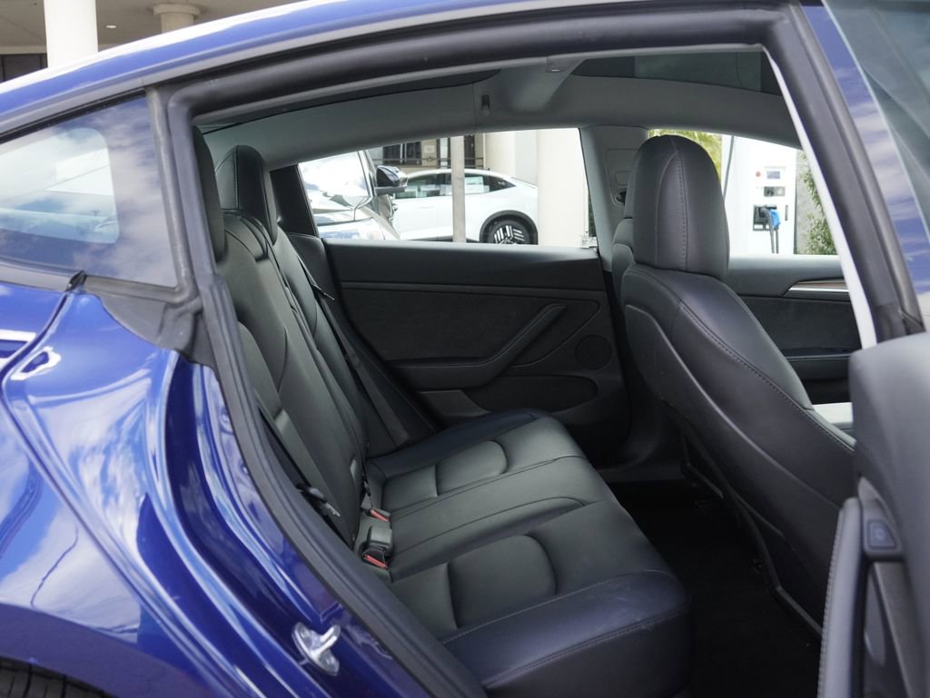 Used 2022 Tesla Model 3 RWD image 18